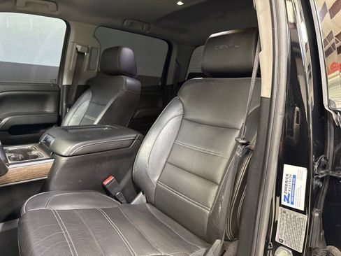 Used 2018 GMC Sierra 3500 Denali w/ Duramax Plus Package image 16