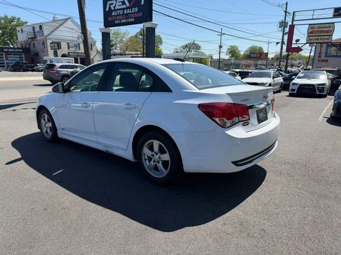 Used 2016 Chevrolet Cruze LT image 3