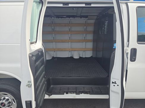 Certified 2025 GMC Savana 2500 w/ Driver Convenience Package RWD image 21
