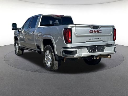 Used 2023 GMC Sierra 2500 Denali w/ Denali Ultimate Package image 3