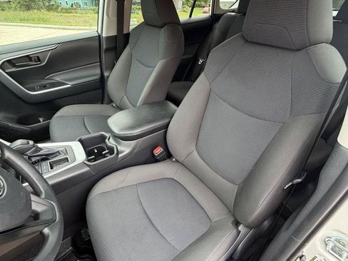 Used 2024 Toyota RAV4 LE FWD image 10