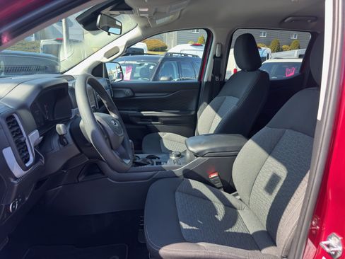 Used 2025 Ford Ranger XL image 9