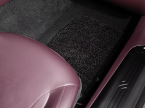 Used 2019 Aston Martin DB11 Coupe image 22