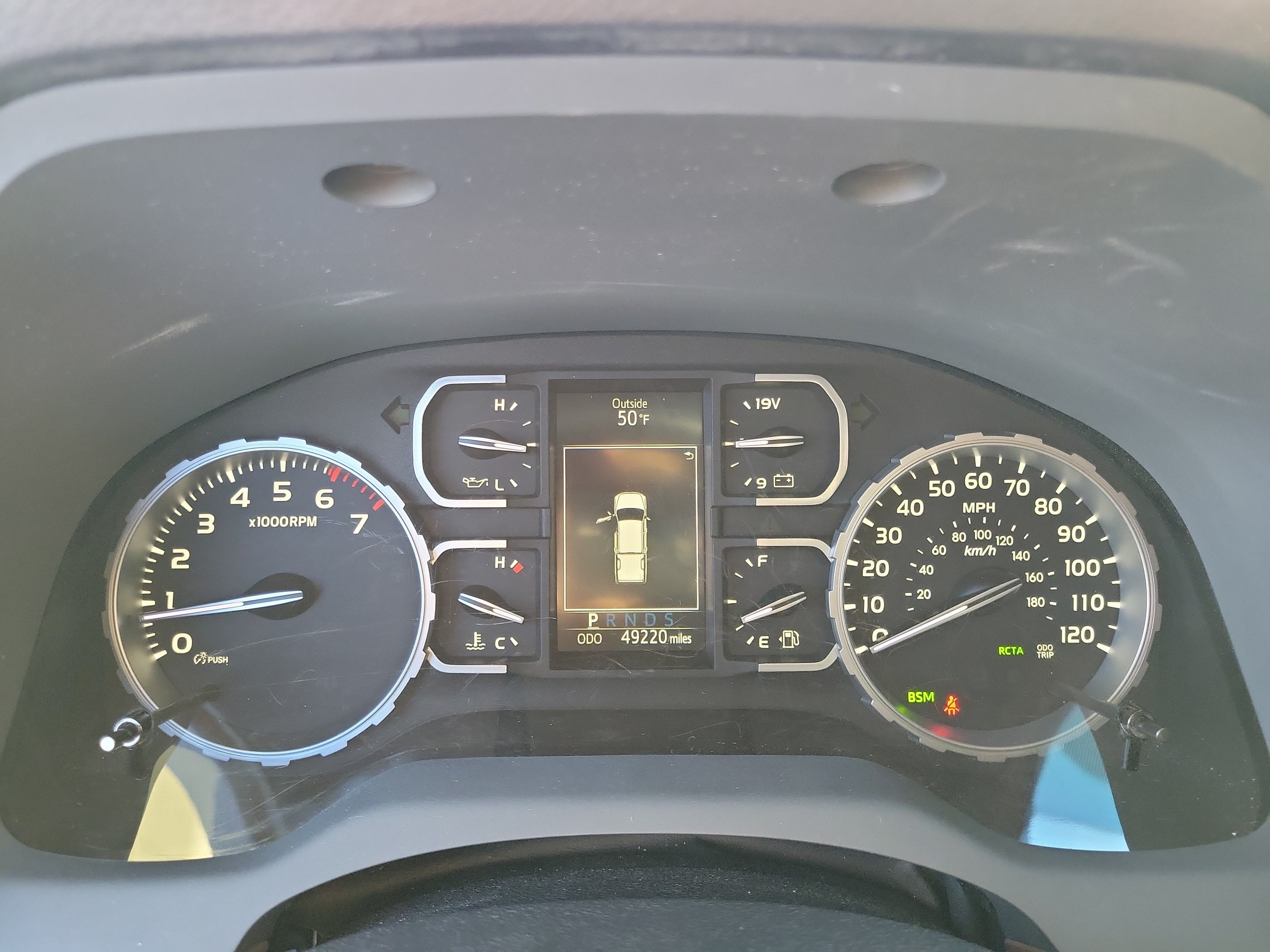 Used 2021 Toyota Tundra Limited w/ Limited Premium Package AWD/4WD image 24