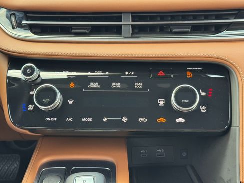 Used 2025 INFINITI QX60 Autograph w/ Cargo Package image 30