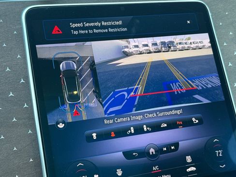 Used 2023 Mercedes-Benz EQS 450+ SUV image 24