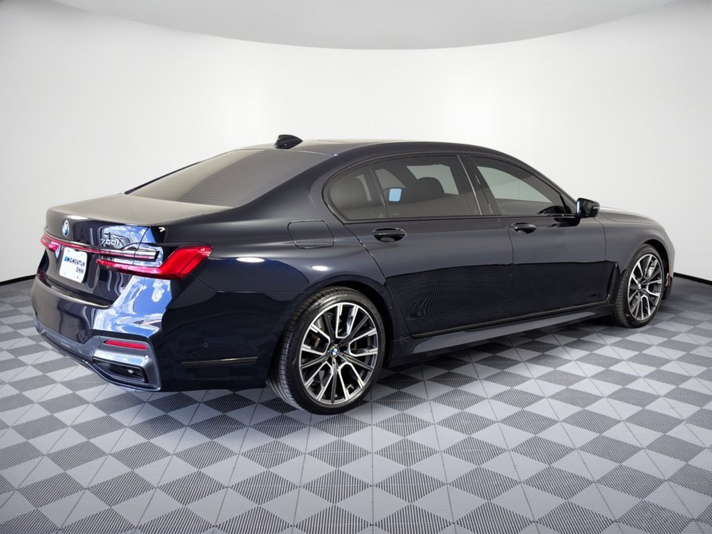 Used 2021 BMW 750i xDrive w/ Luxury Rear Seating Package AWD/4WD image 9