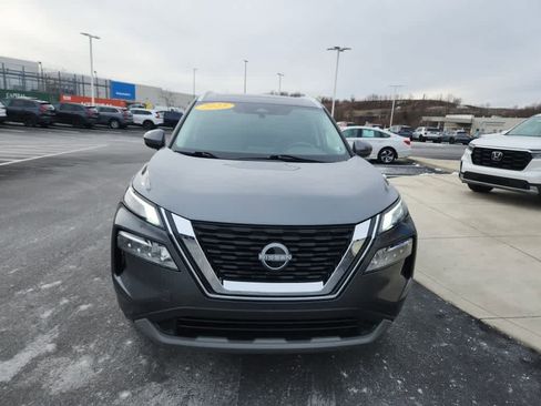 Used 2023 Nissan Rogue SV w/ SV Premium Package image 7