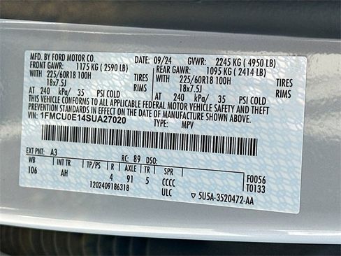 Used 2025 Ford Escape SE w/ PHEV Premium Package image 32