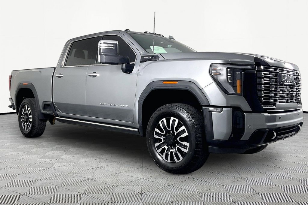 Certified 2025 GMC Sierra 2500 Denali Ultimate AWD/4WD image 3