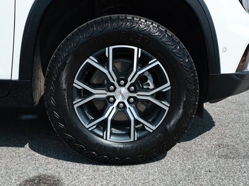Used 2024 GMC Acadia AT4 w/ Super Cruise Package AWD/4WD image 5