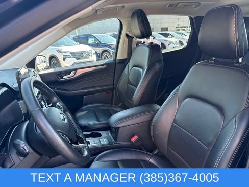Used 2021 Ford Escape Titanium AWD/4WD image 15