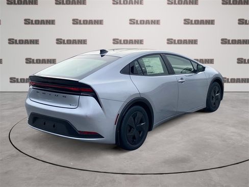 New 2026 Toyota Prius LE image 5