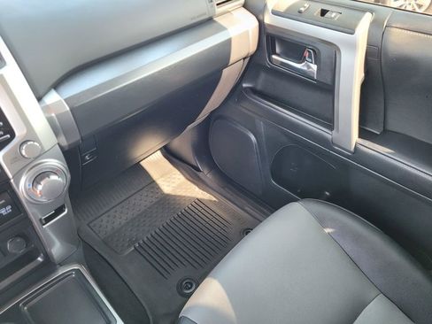 Used 2022 Toyota 4Runner SR5 Premium w/ Moonroof Package RWD image 12