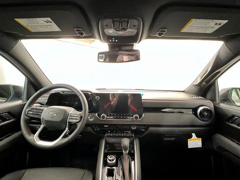 New 2025 Chevrolet Colorado Z71 w/ Technology Package image 10