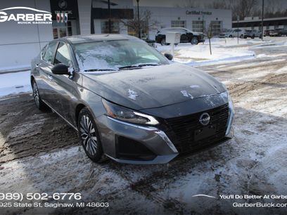 Used 2024 Nissan Altima 2.5 SV