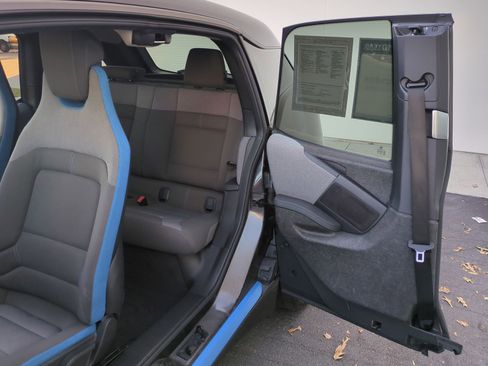 Used 2021 BMW i3 s image 32