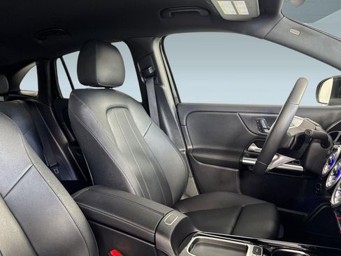 Certified 2026 Mercedes-Benz GLA 250 image 31