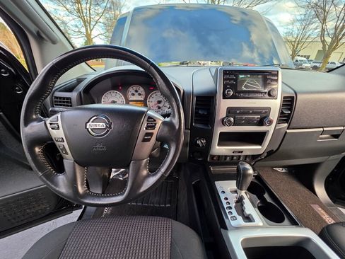 Used 2014 Nissan Titan PRO-4X image 49