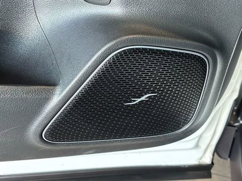 Certified 2026 Mercedes-Benz GLB 250 4MATIC image 25