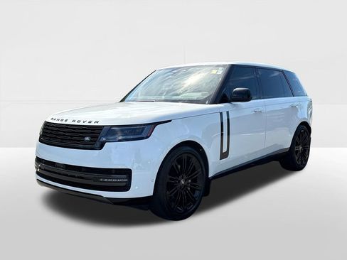 Used 2025 Land Rover Range Rover Long Wheelbase SE AWD/4WD image 1