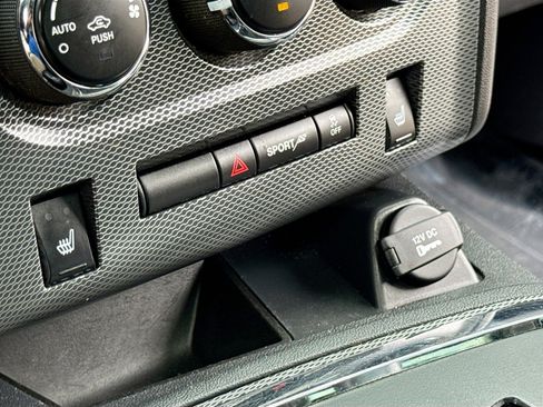 Used 2014 Dodge Challenger R/T w/ Sound Group II RWD image 9