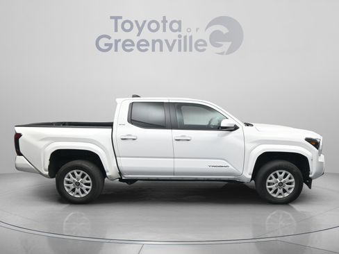 Certified 2024 Toyota Tacoma SR5 RWD image 16