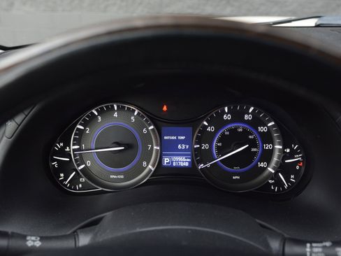 Used 2017 INFINITI QX80 Signature Edition RWD image 18