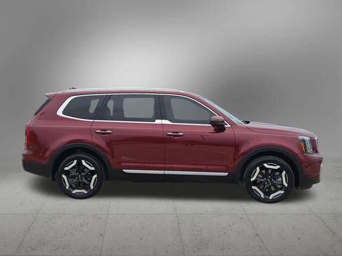 Certified 2024 Kia Telluride S w/ S Sunroof Package AWD/4WD image 7