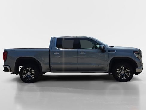 Used 2025 GMC Sierra 1500 SLT AWD/4WD image 6