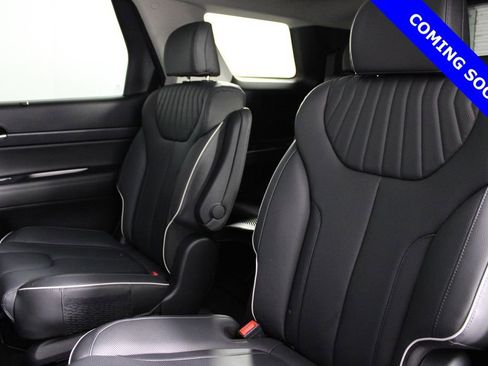 Certified 2025 Hyundai Palisade Limited image 18