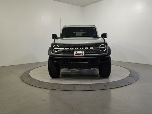 Used 2024 Ford Bronco Badlands w/ Sasquatch Package AWD/4WD image 9