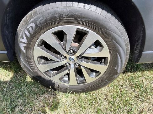 Used 2024 Subaru Outback Premium AWD/4WD image 15