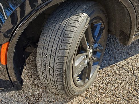 Used 2024 Dodge Durango R/T image 32