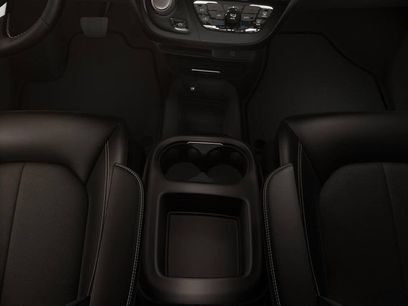New 2026 Chrysler Pacifica Select