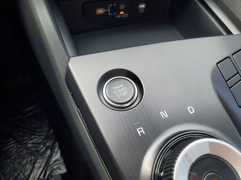 New 2026 Kia Sportage LX FWD image 30