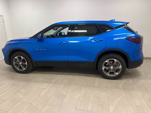 Used 2025 Chevrolet Blazer LT AWD/4WD image 13