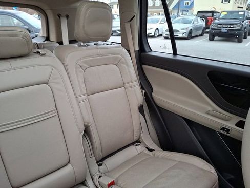 Used 2021 Lincoln Aviator Reserve w/ Elements Package Plus image 21