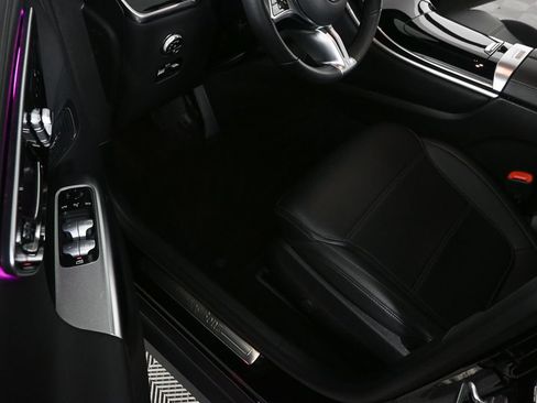 Certified 2024 Mercedes-Benz GLC 300 4MATIC image 7