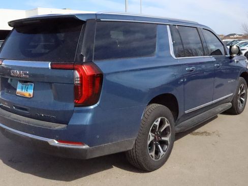 Certified 2026 GMC Yukon XL Elevation w/ Elevation Premium Package AWD/4WD image 7