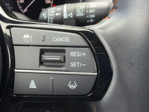 Used 2025 Honda HR-V Sport image 28