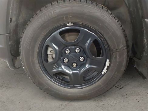 Used 2021 Jeep Compass Sport w/ Cold Weather Group image 14