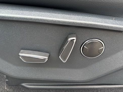 New 2026 Ford F150 Lariat w/ Equipment Group 502A High AWD/4WD image 11