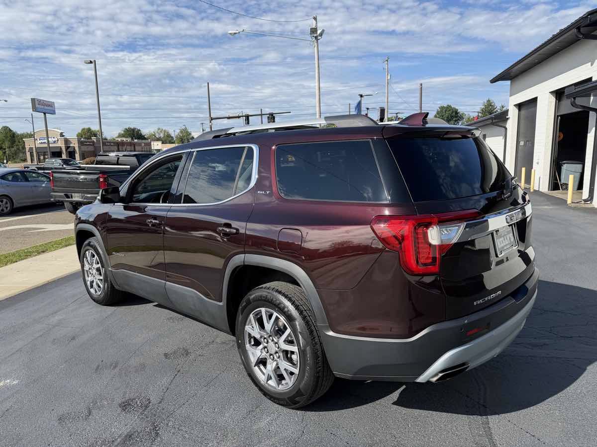 Used 2021 GMC Acadia SLT w/ Premium Package AWD/4WD image 3