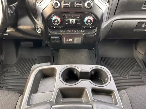 Used 2023 GMC Sierra 3500 SLE image 13