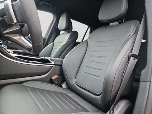 New 2026 Mercedes-Benz GLC 300 image 4