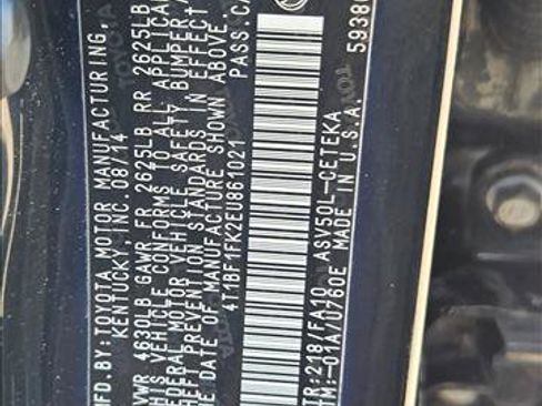 Used 2014 Toyota Camry L image 15