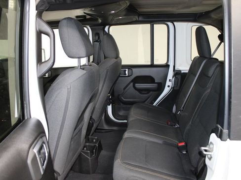 Used 2024 Jeep Wrangler Sport S image 18