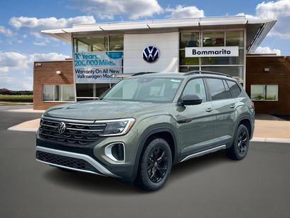 New 2026 Volkswagen Atlas Peak Edition