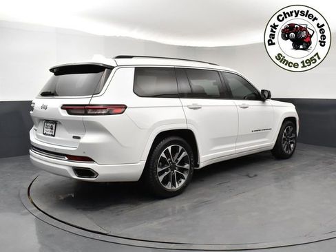 Used 2023 Jeep Grand Cherokee L Overland image 6